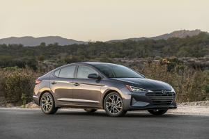 Hyundai Elantra Limited 2018 года